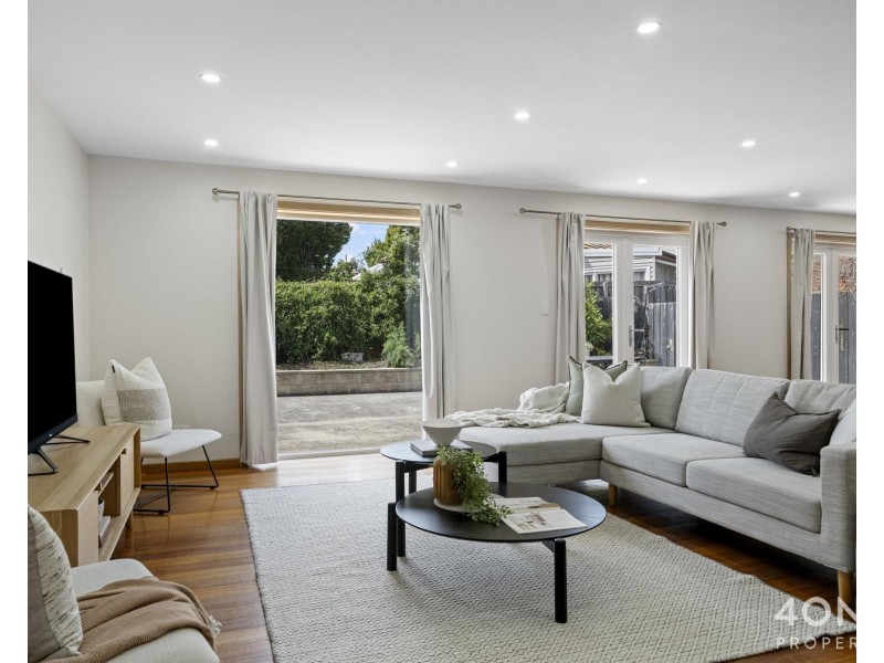 17 Forster Street, New Town TAS 7008