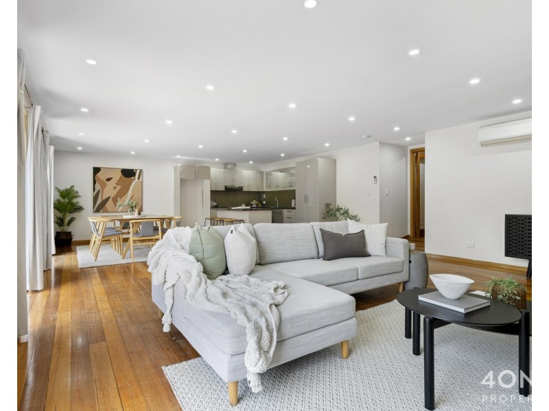 17 Forster Street, New Town TAS 7008