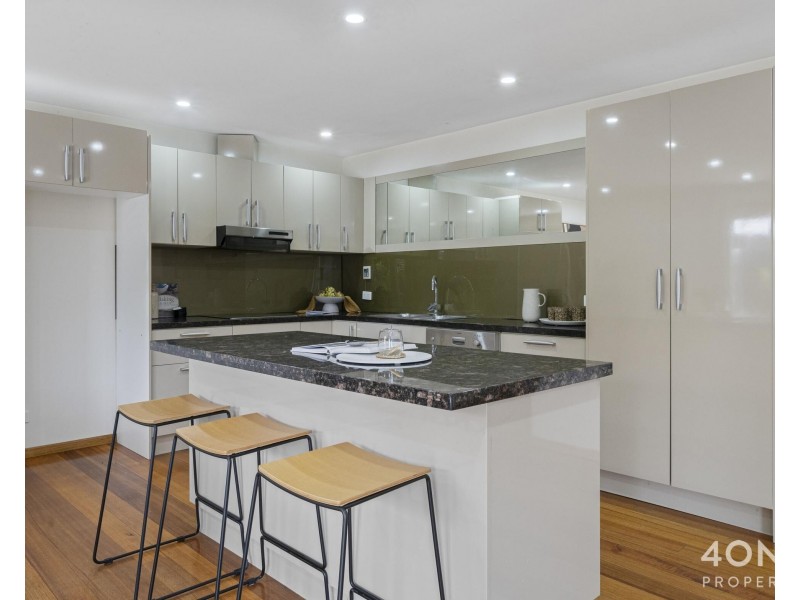 17 Forster Street, New Town TAS 7008