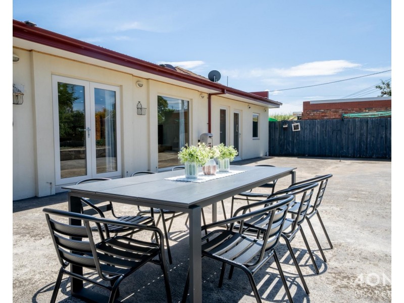 17 Forster Street, New Town TAS 7008