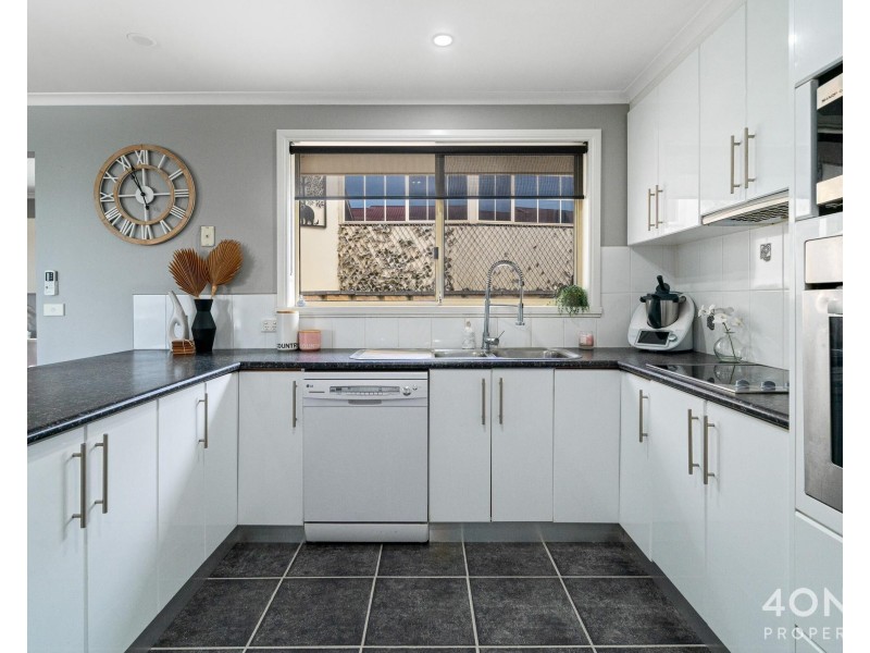36 Jasanda Drive, Montrose TAS 7010