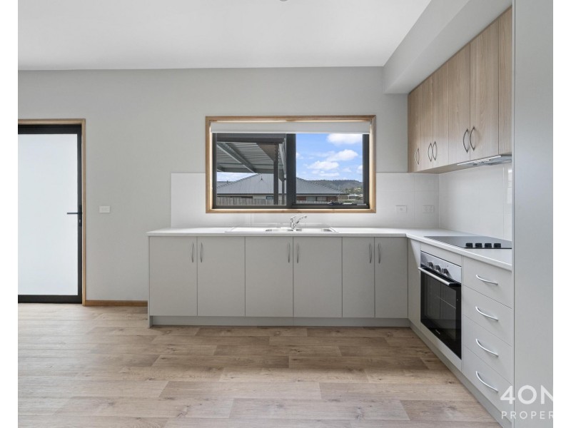 2/17 Reynolds Way, Bridgewater TAS 7030