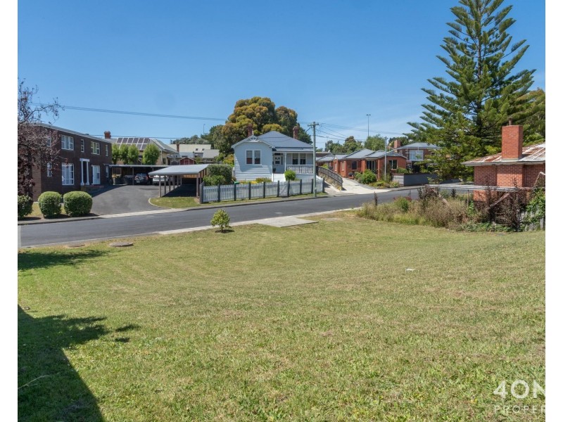 1 Oakley Street, New Town TAS 7008