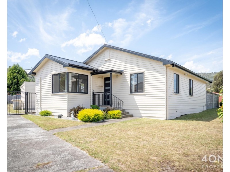 16 Resolution Street, Warrane TAS 7018