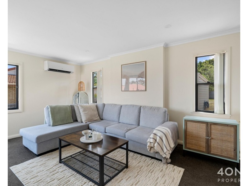 16 Resolution Street, Warrane TAS 7018