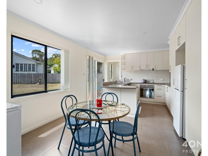 16 Resolution Street, Warrane TAS 7018