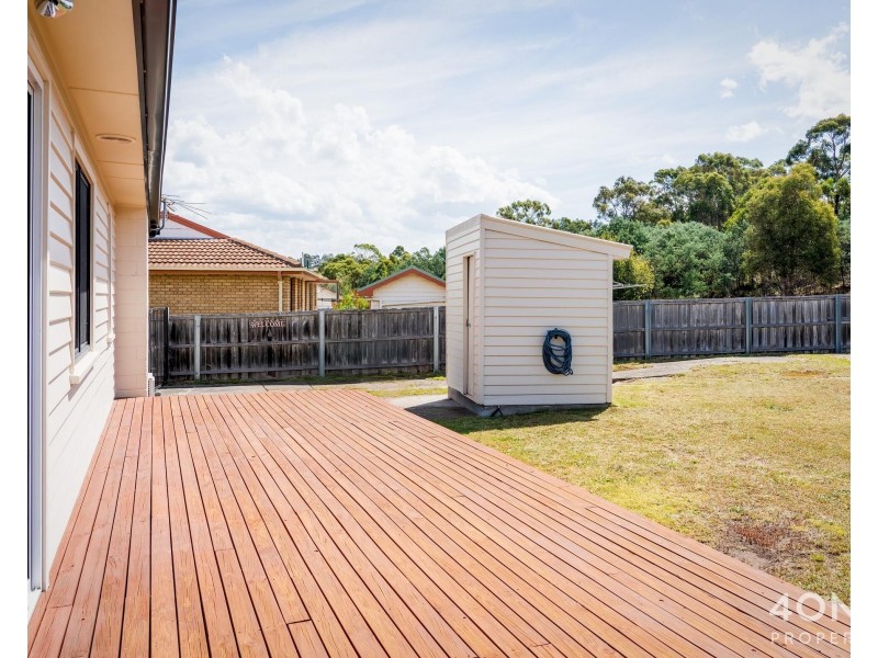 16 Resolution Street, Warrane TAS 7018