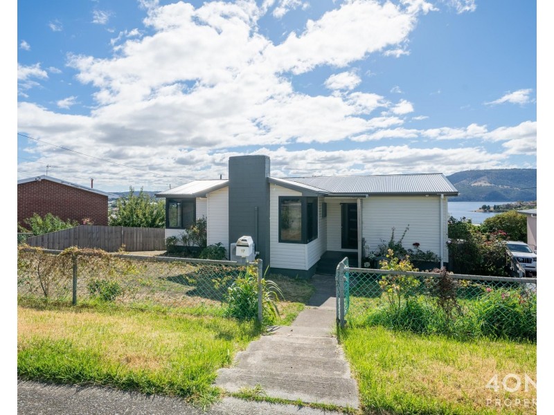 17 Mason Street, Claremont TAS 7011