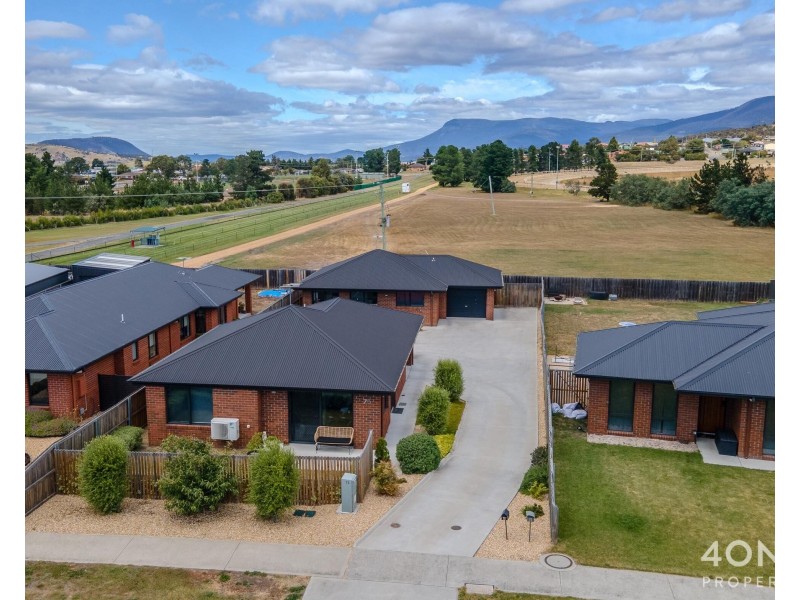 2/75 Menin Drive, Brighton TAS 7030