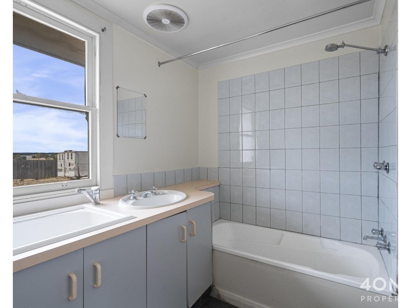 102 Kennedy Drive, Cambridge TAS 7170