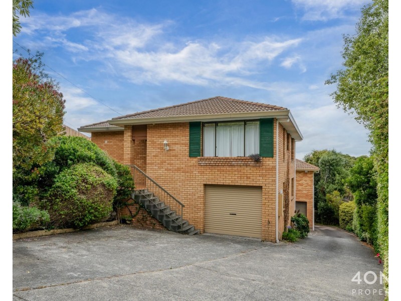 1/11 Alwyn Road, Lenah Valley TAS 7008