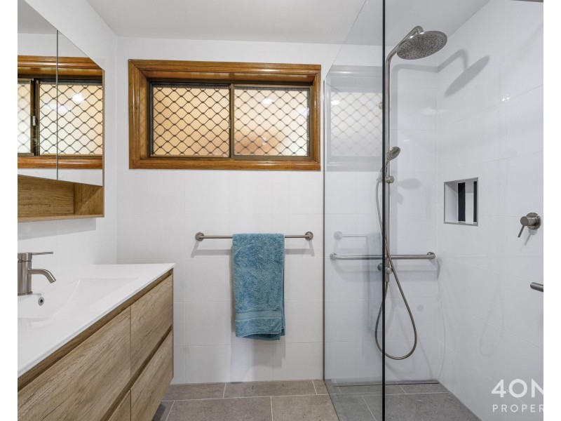 1/11 Alwyn Road, Lenah Valley TAS 7008