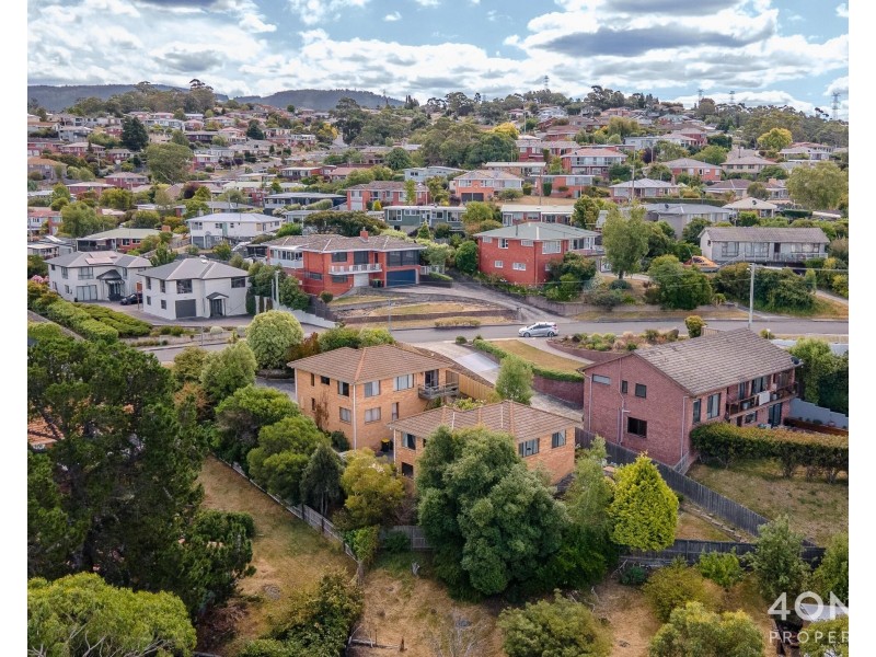 1/11 Alwyn Road, Lenah Valley TAS 7008