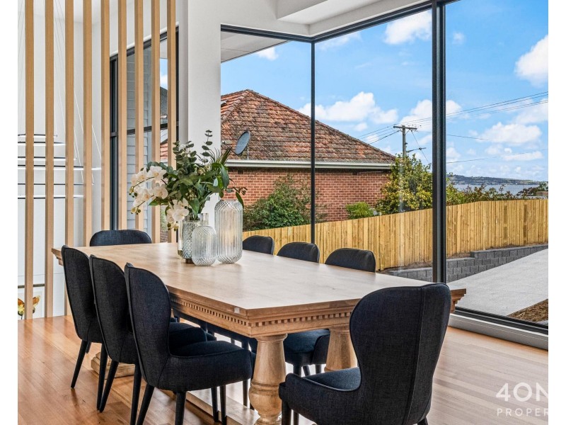 2 Belhaven Avenue, Taroona TAS 7053