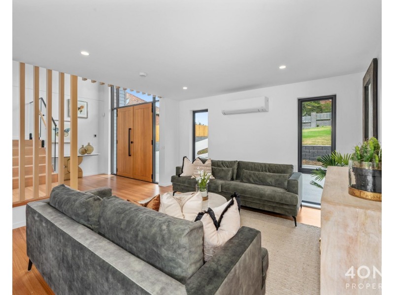 2 Belhaven Avenue, Taroona TAS 7053