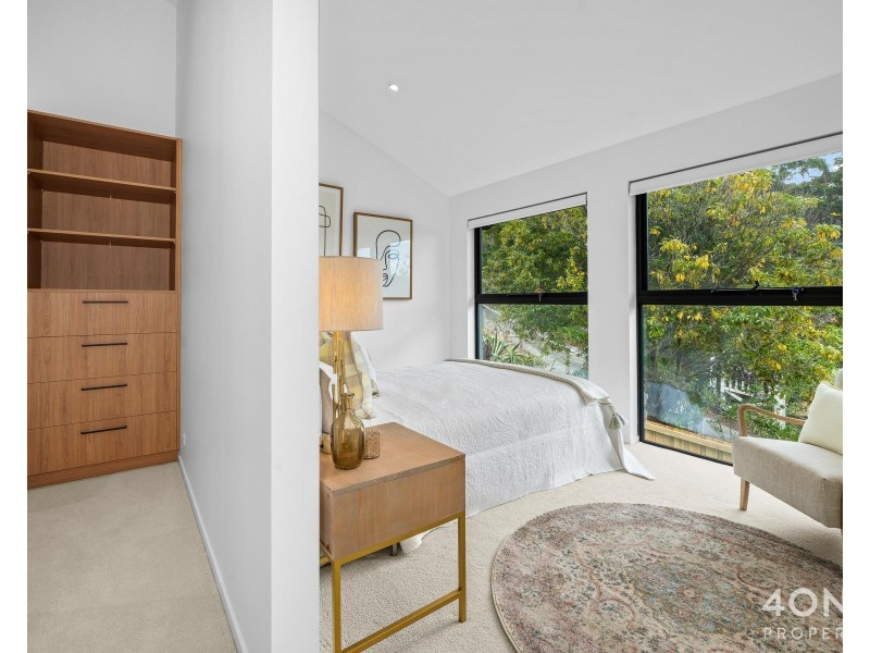 2 Belhaven Avenue, Taroona TAS 7053