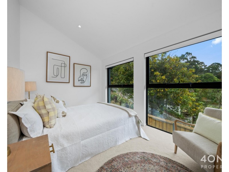 2 Belhaven Avenue, Taroona TAS 7053