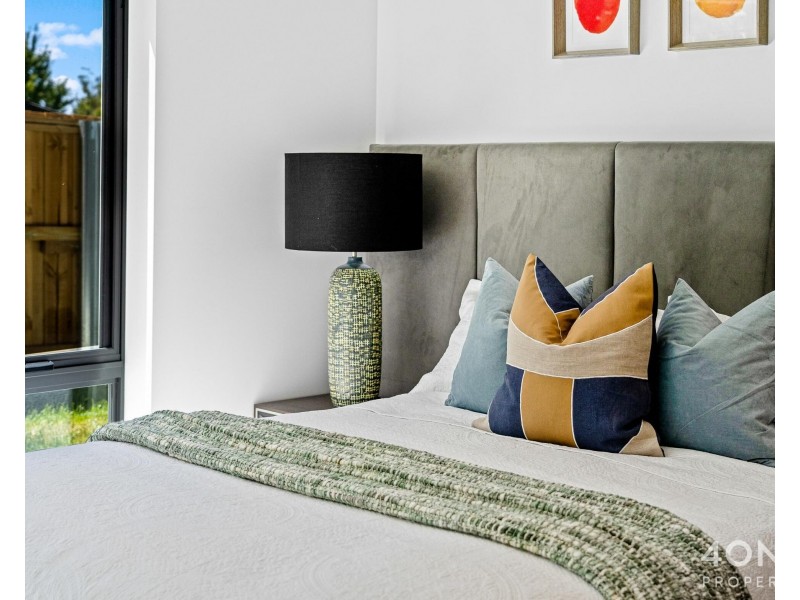 2 Belhaven Avenue, Taroona TAS 7053