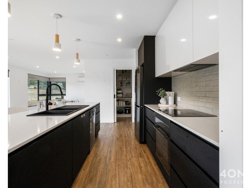 4 Redside Drive, Brighton TAS 7030