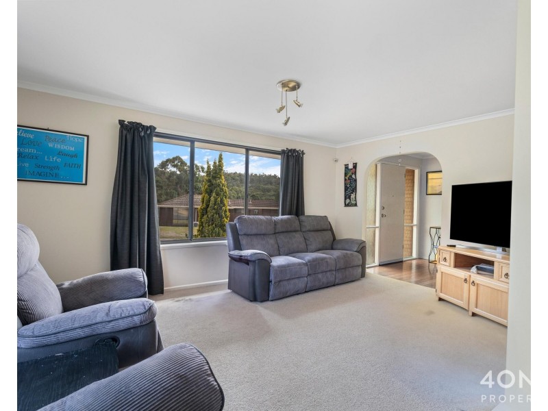 1 Marne Crt, Claremont TAS 7011