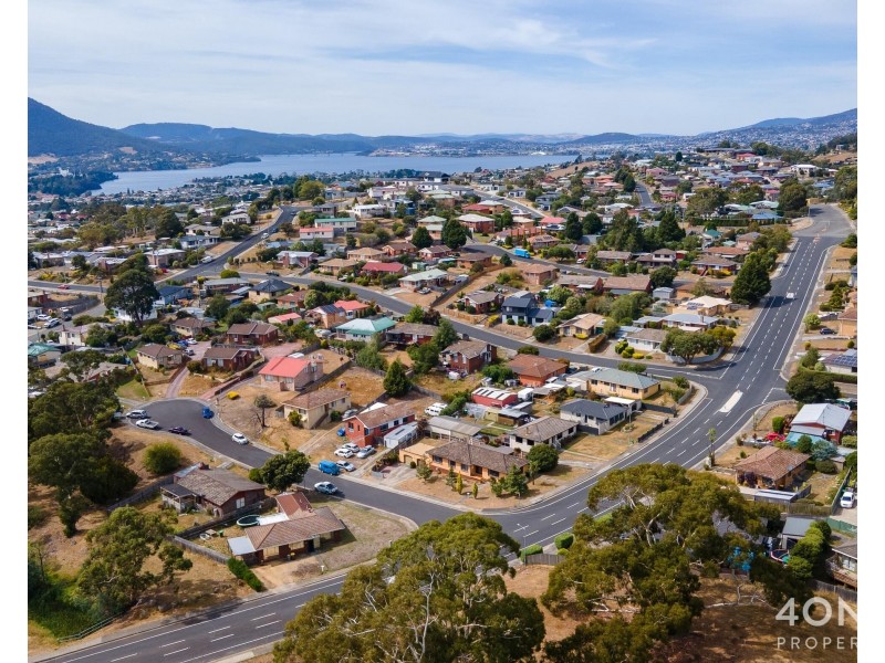 1 Marne Crt, Claremont TAS 7011