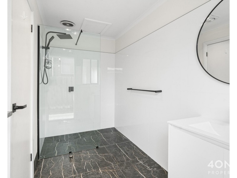 2/10 Wariga Road, Glenorchy TAS 7010