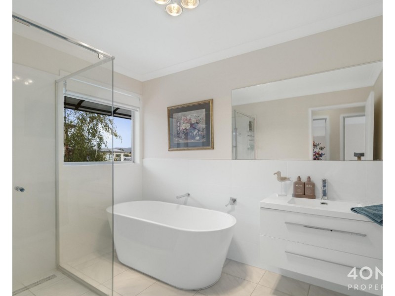 10 Akamas Drive, Granton TAS 7030