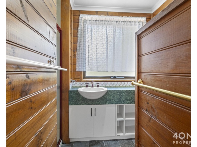 6 Cohen Court, Claremont TAS 7011