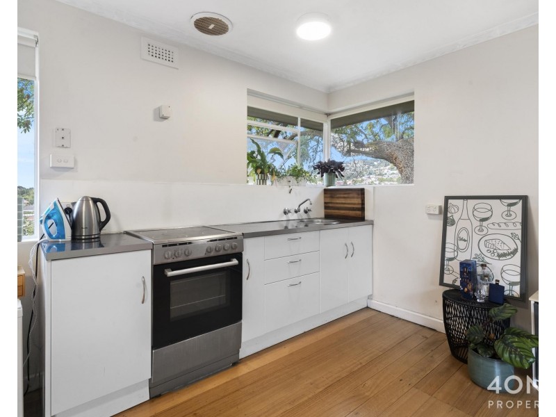 5/7 Una Street, Mount Stuart TAS 7000