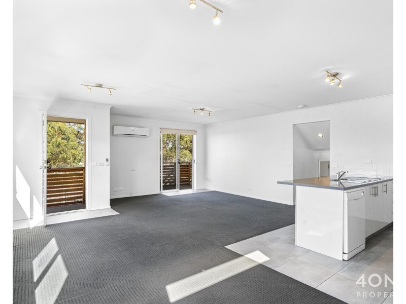 7 Coach Road, Chigwell TAS 7011