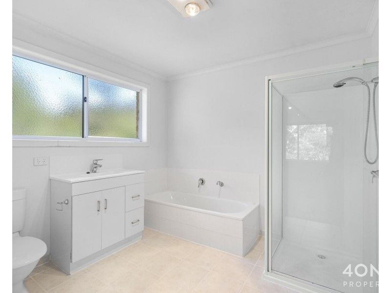 7 Coach Road, Chigwell TAS 7011