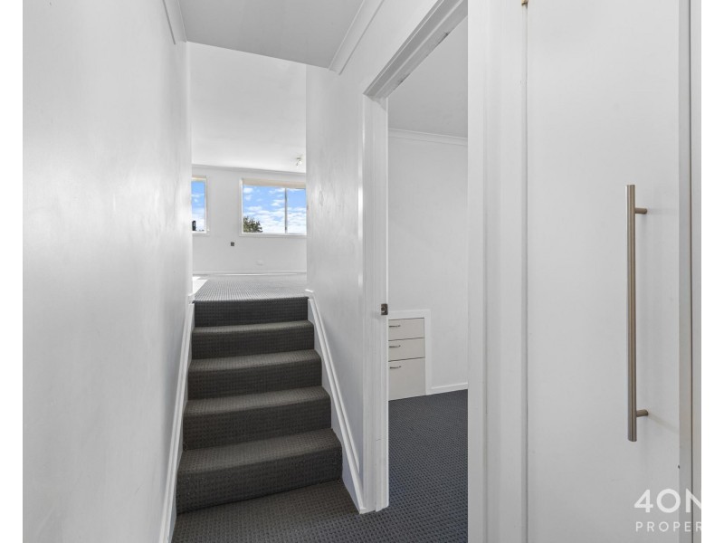 7 Coach Road, Chigwell TAS 7011