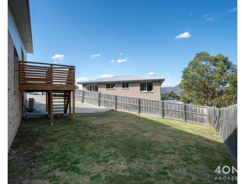 7 Coach Road, Chigwell TAS 7011