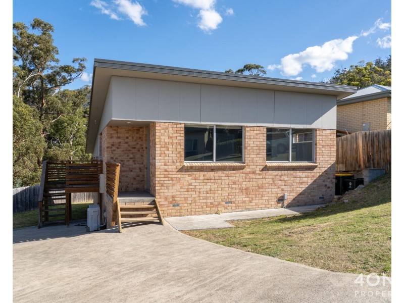 7 Coach Road, Chigwell TAS 7011