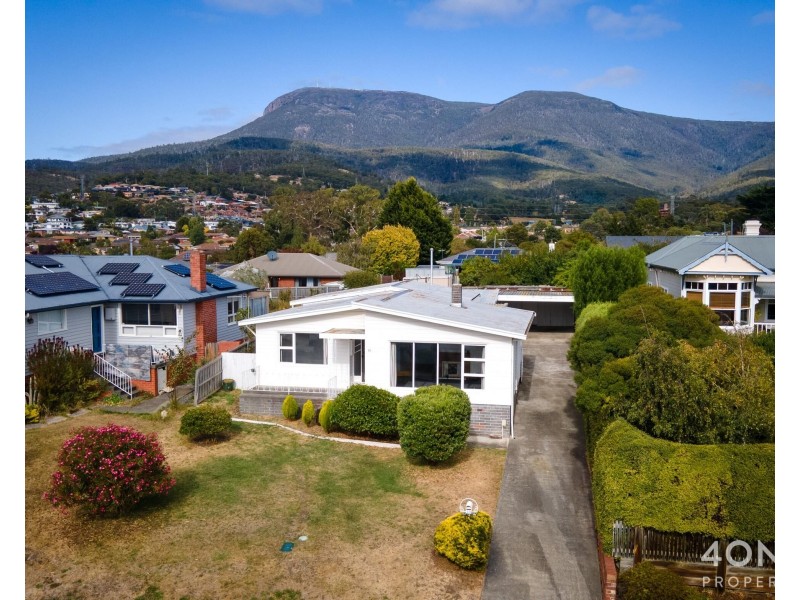 10 Norman Circle, Glenorchy TAS 7010