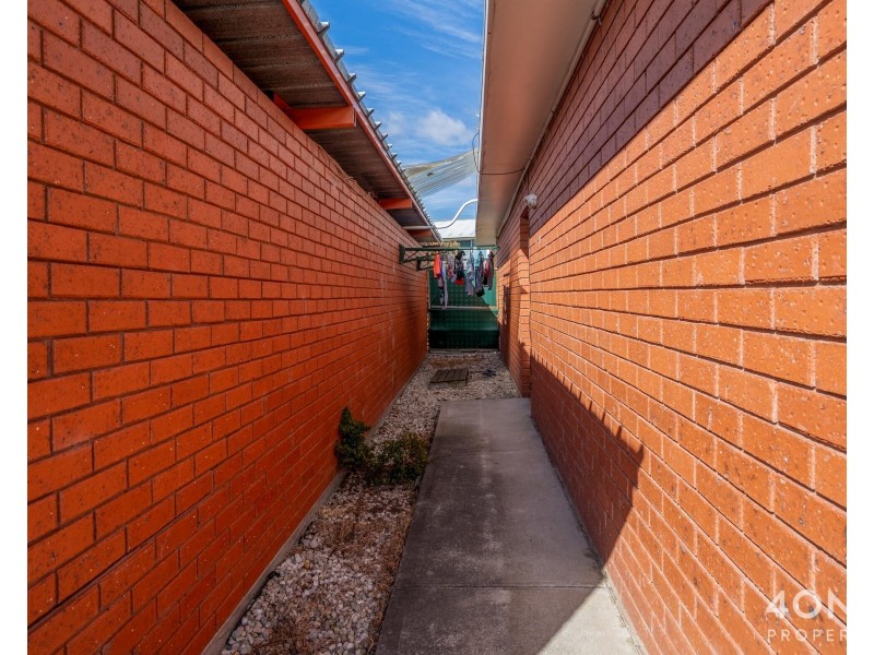 1/110 Abbotsfield Road, Claremont TAS 7011