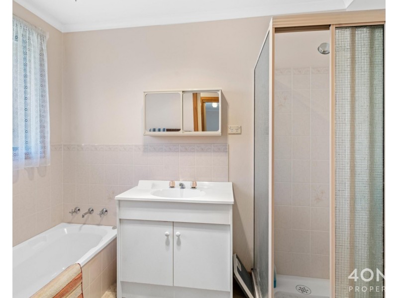 2/2 Fehlrich Court, Granton TAS 7030