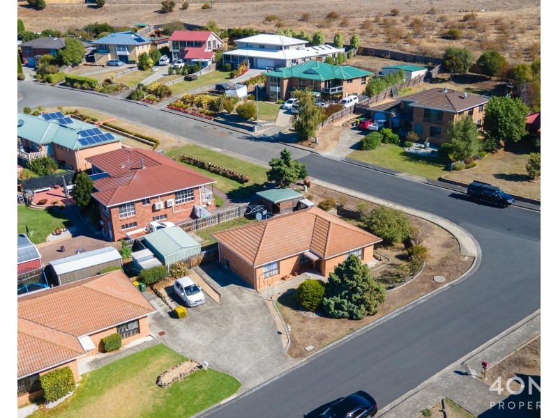2/2 Fehlrich Court, Granton TAS 7030