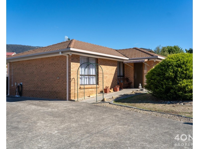 2/2 Fehlrich Court, Granton TAS 7030