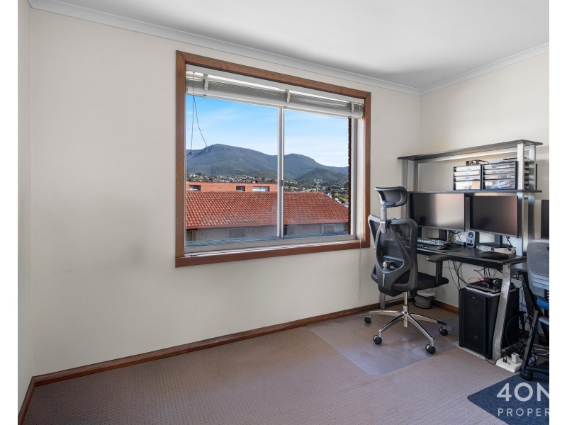 2/27 Cross Street, New Town TAS 7008