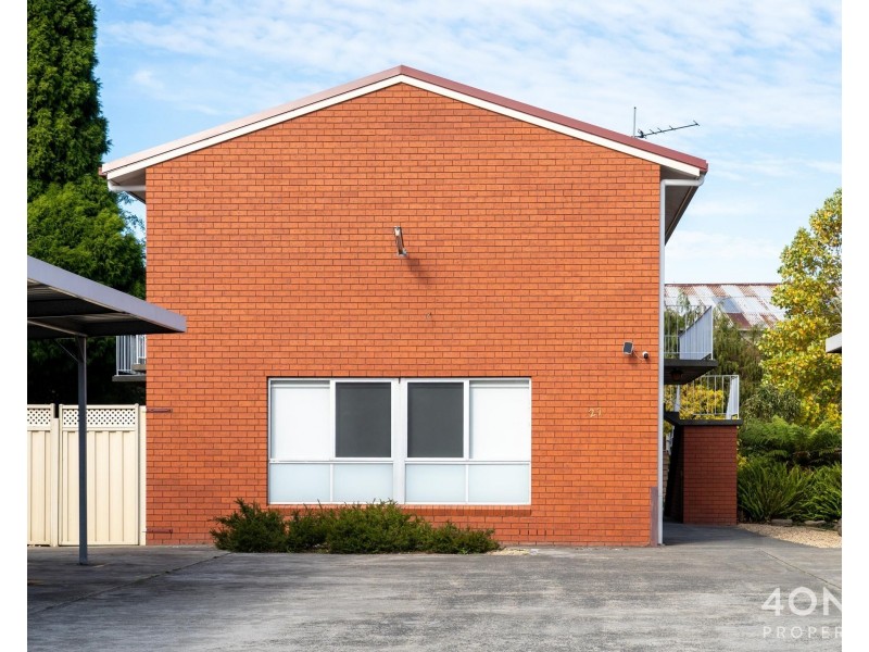 2/27 Cross Street, New Town TAS 7008