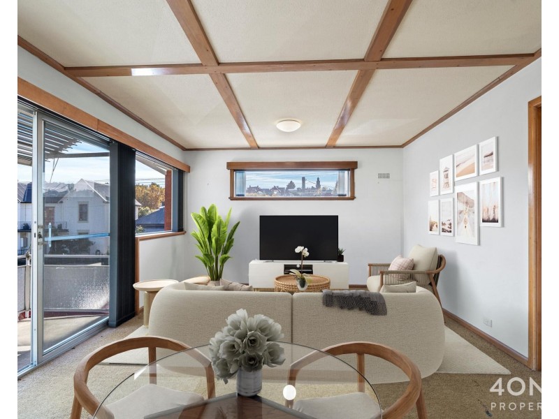 8/17 Queen Street, Sandy Bay TAS 7005