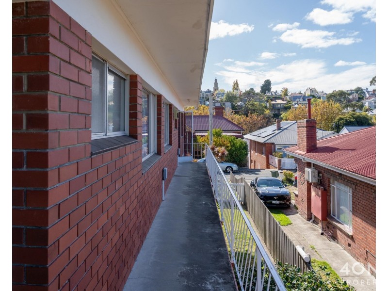 8/17 Queen Street, Sandy Bay TAS 7005