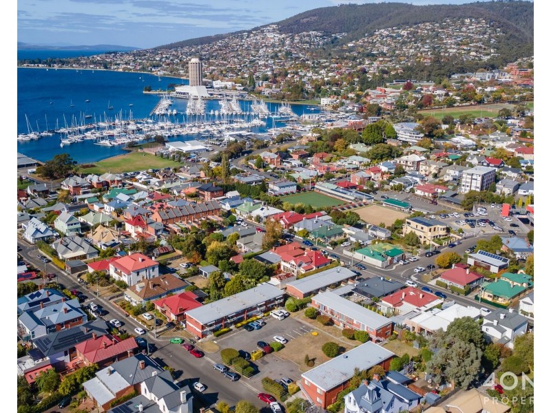 8/17 Queen Street, Sandy Bay TAS 7005