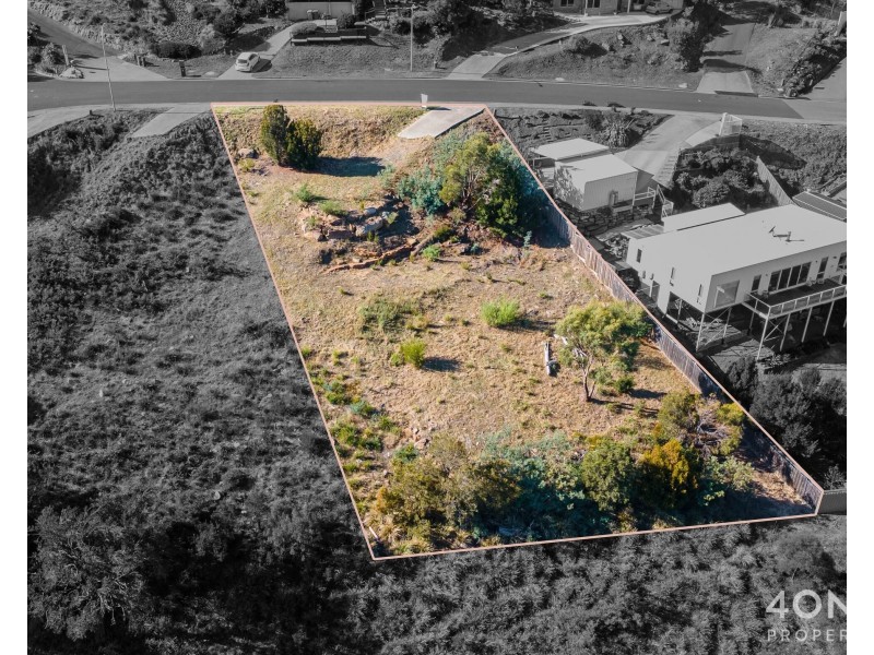 32 Grevillea Avenue, Old Beach TAS 7017
