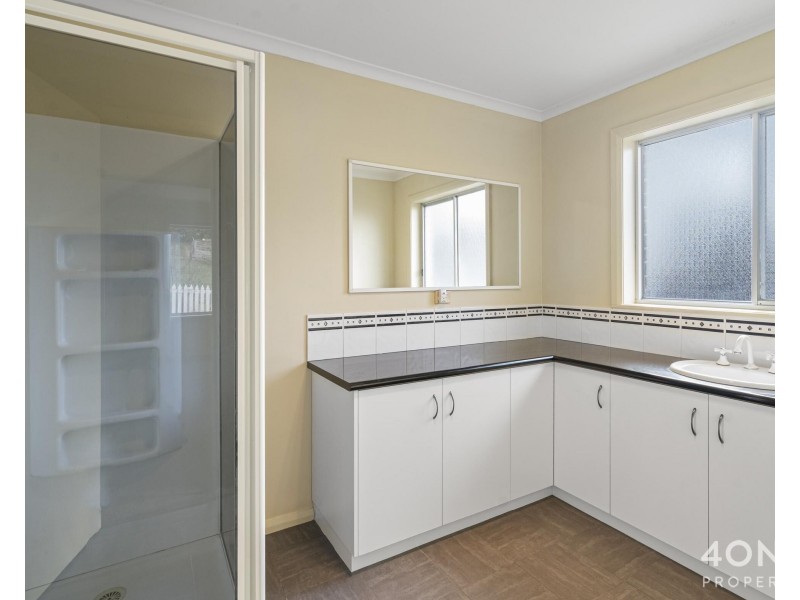 11 Turnbull Crescent, Rosetta TAS 7010