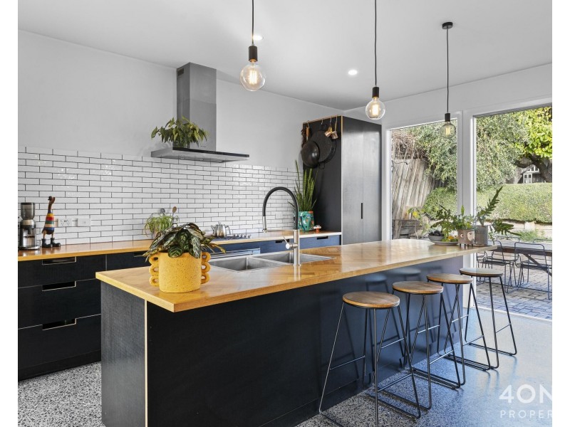 86 Swanston Street, New Town TAS 7008