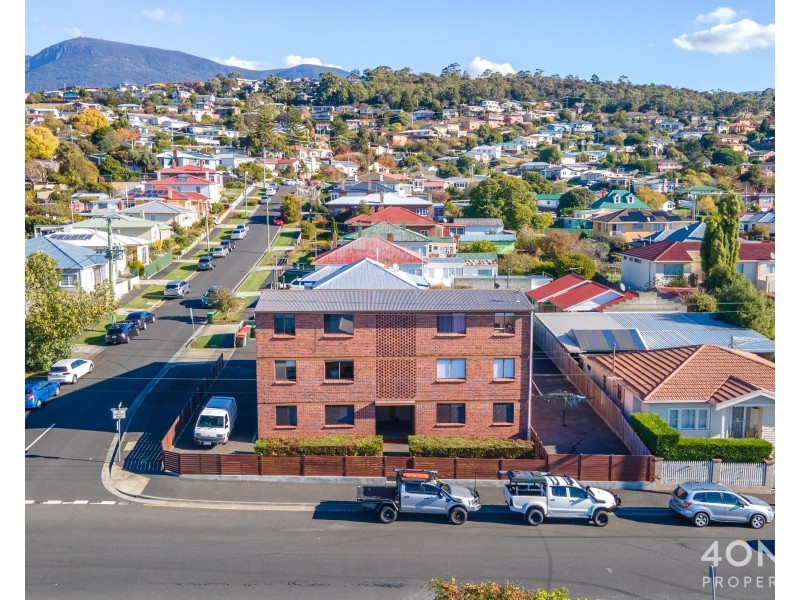 1/10 Charles Street, Moonah TAS 7009