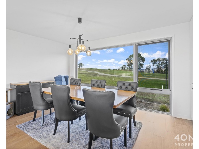 60/1B Bournville Crescent, Claremont TAS 7011