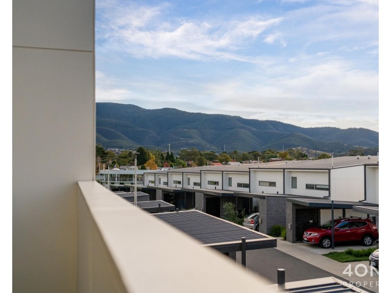 60/1B Bournville Crescent, Claremont TAS 7011